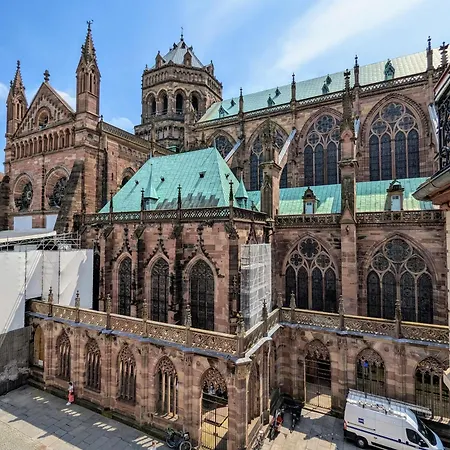 Triplex Place De La Cathedrale Strasbourg Exterior photo